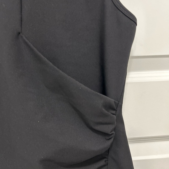 Athleta Bayview Textured Black Sleeveless High Neck Tank Rusched Side XS - Picture 3 of 8